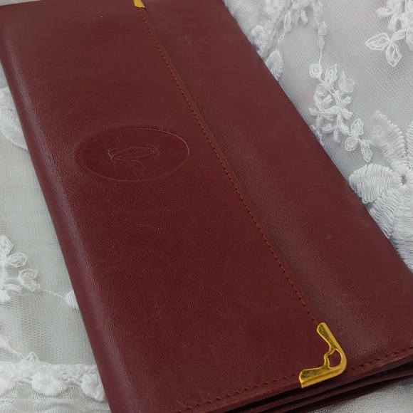 Cartier Kisslock Tri-fold Bordeaux Long Leather Wallet - Picture 17 of 17